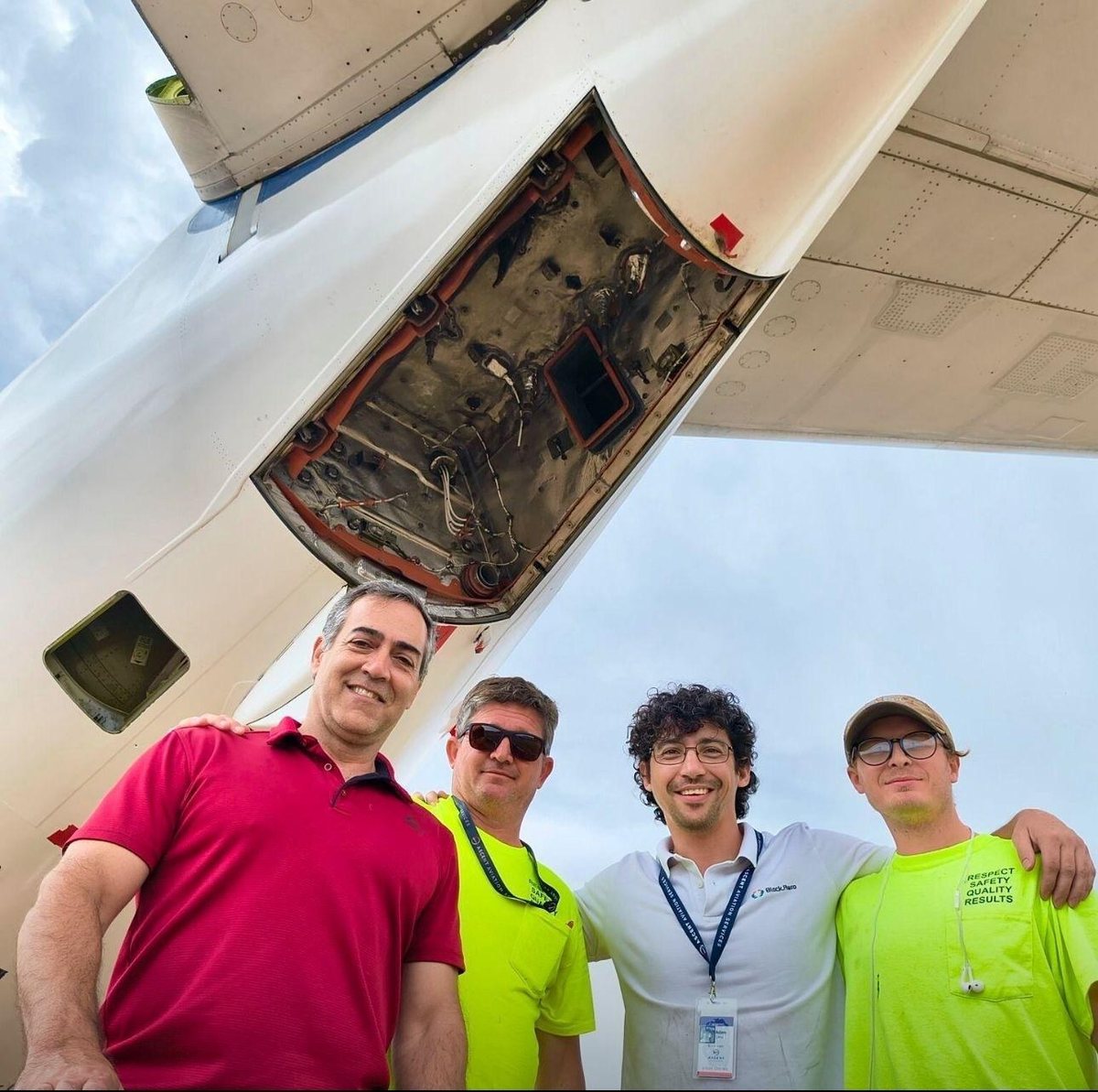Block Aero team on-site at an aircraft disassembly facility